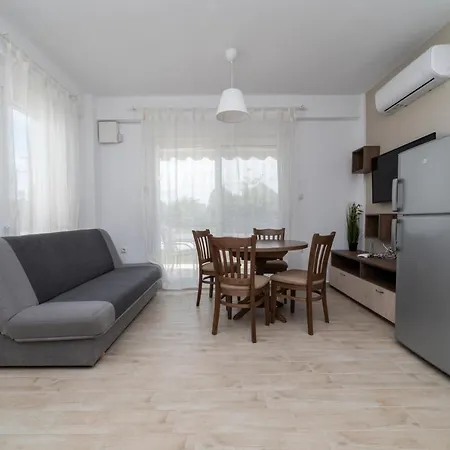 Danai Maisonettes Ofriniou
