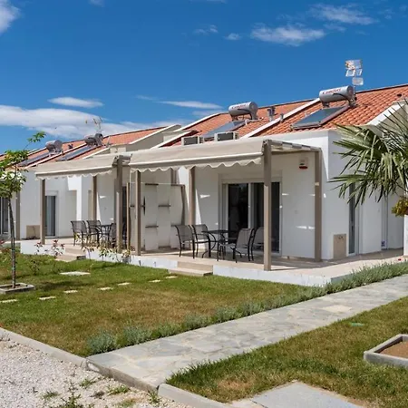 Holiday home Danai Maisonettes Ofriniou Ofrinion