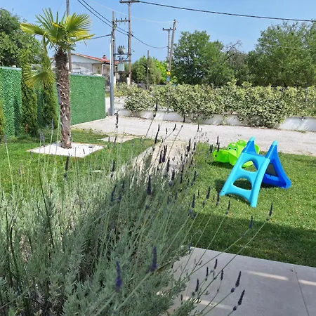 Danai Maisonettes Ofriniou