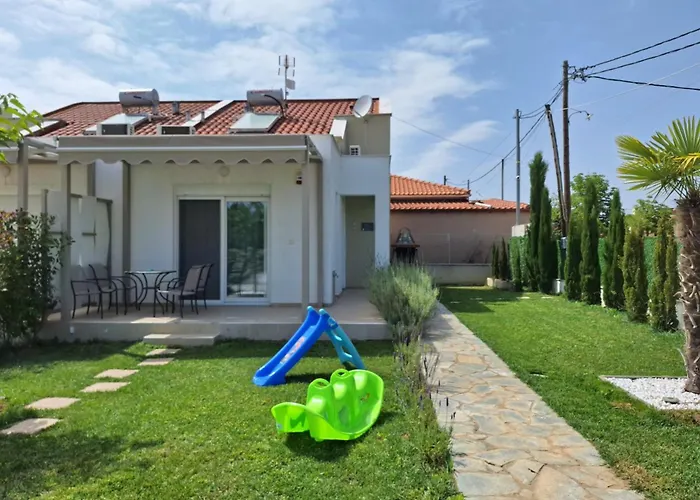 펜션 Danai Maisonettes Ofriniou *